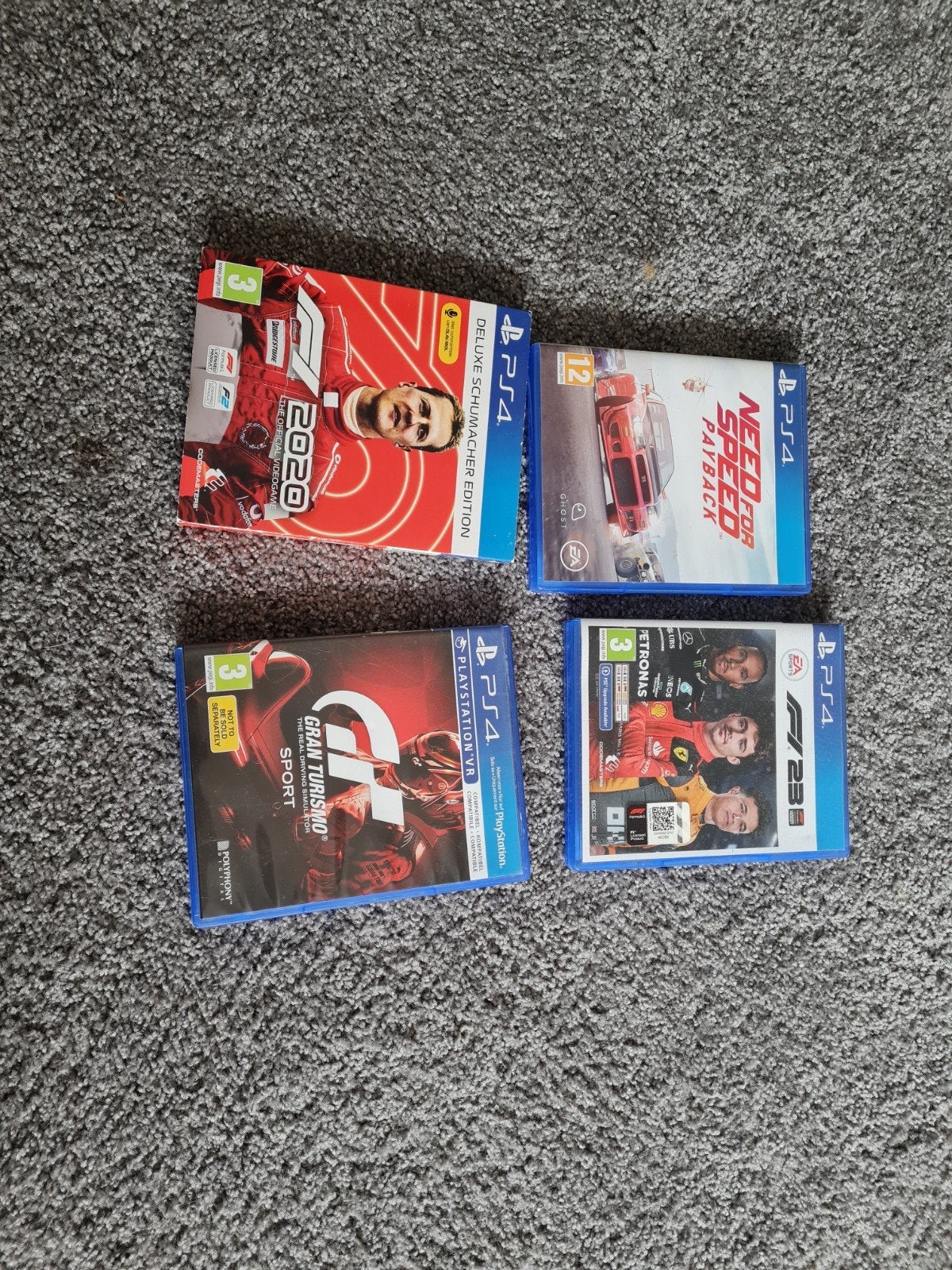 PS4 met racestuur, pedalen, stoel en 4 games, Gebruikt, 1 speler, Racen en Vliegen, Virtual Reality
