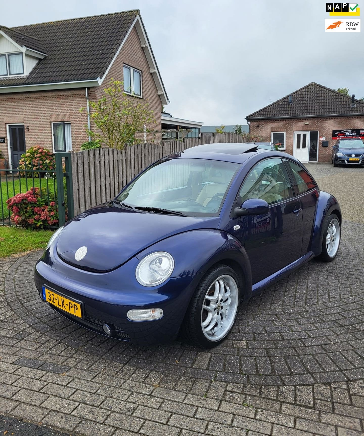 Volkswagen New Beetle 2.3 V5 Highline, CruisC, Airco, Leder!, Auto's, Voorwielaandrijving, Verwarmde buitenspiegels, Gebruikt