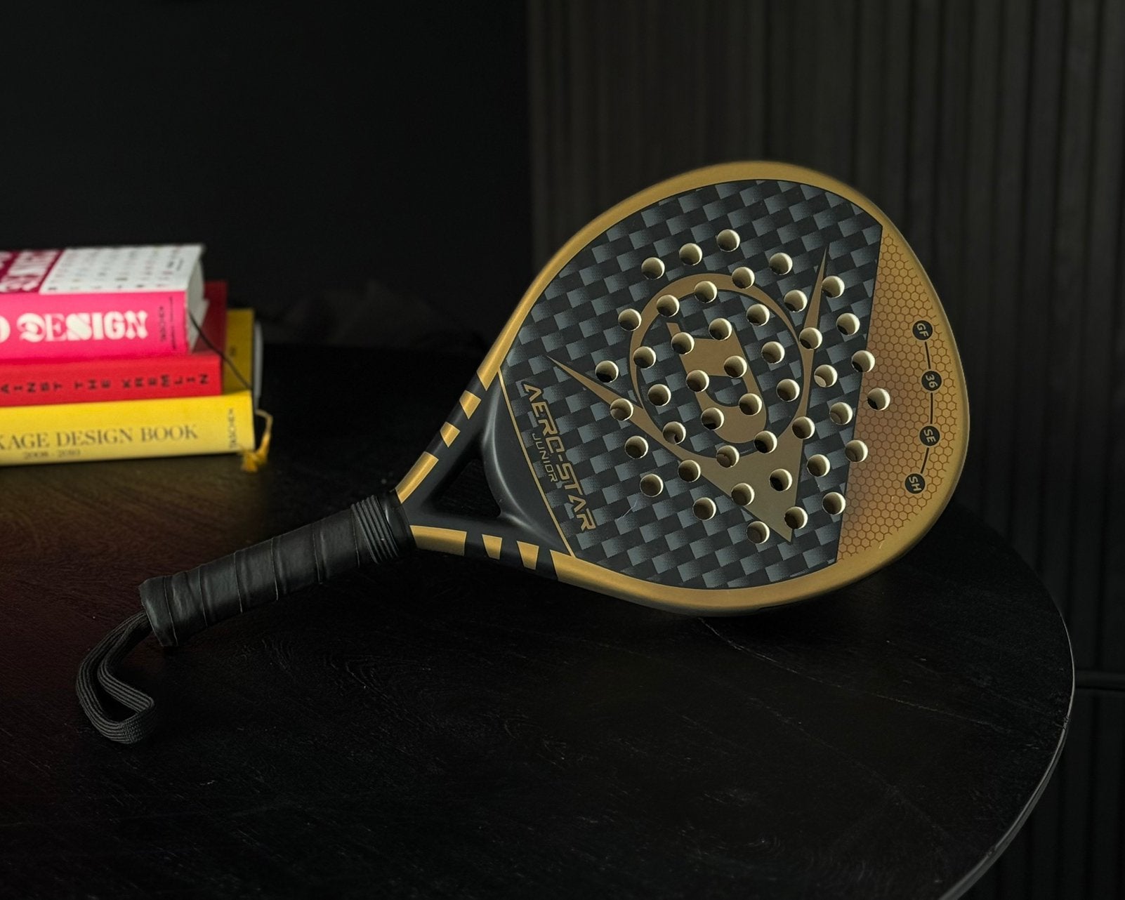 Dunlop Aero-Star Junior Padelracket | Goud/Zwart, Ophalen, Zo goed als nieuw, Padelracket