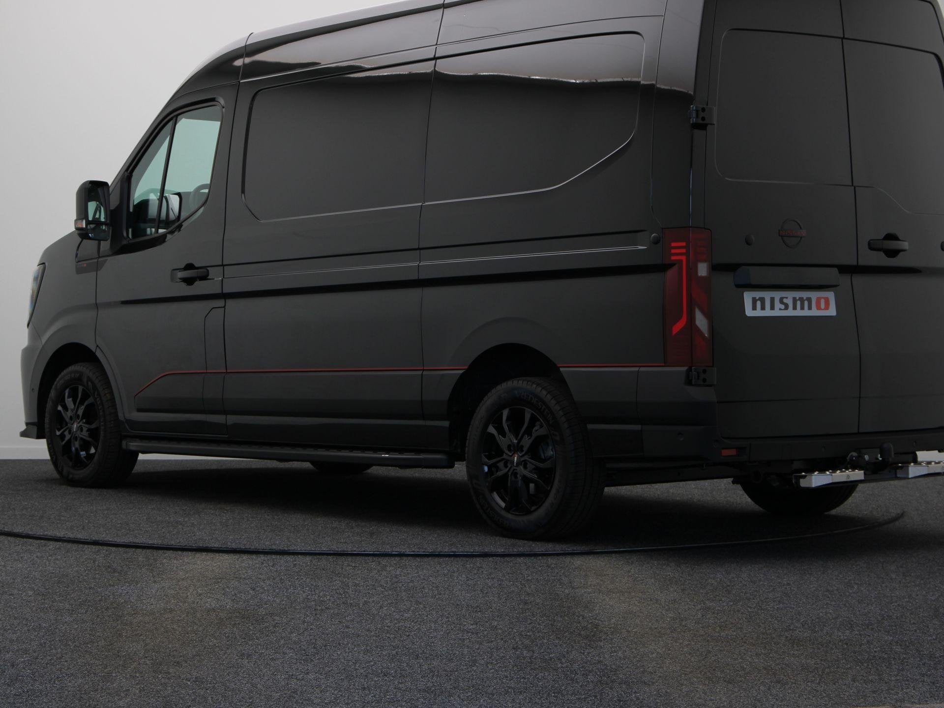Nissan Interstar-e Nismo + | Alleen Bij ABD! | 0% Rente | 5, Dealer onderhouden, Stof, 143 pk, 2384 kg