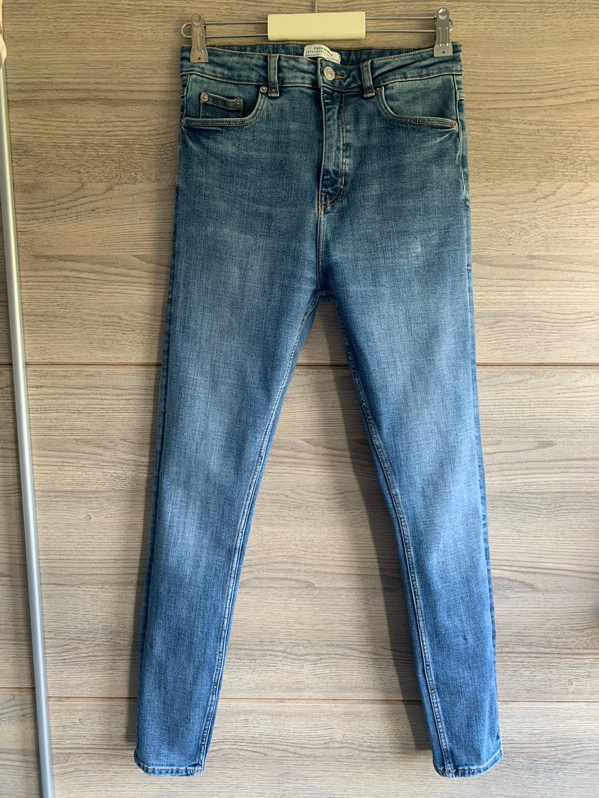 Zara Jeans maat 38 Premium collectie., Ophalen of Verzenden, Zo goed als nieuw, Blauw, W28 - W29 (confectie 36)