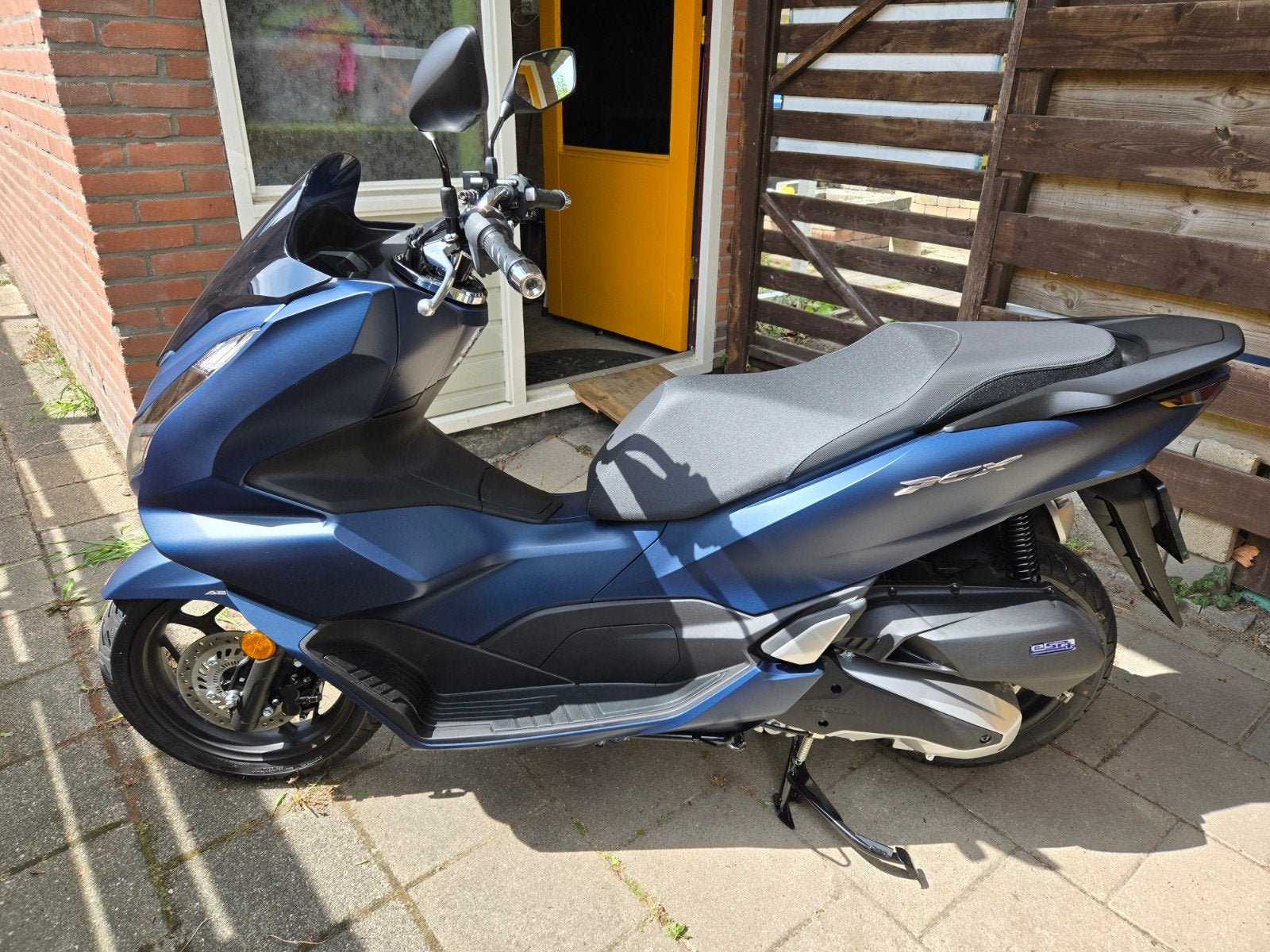 Honda PCX125 2025 - ZGAN, 1000Km en dealer onderho, Ophalen, Zo goed als nieuw, Overige typen, Honda
