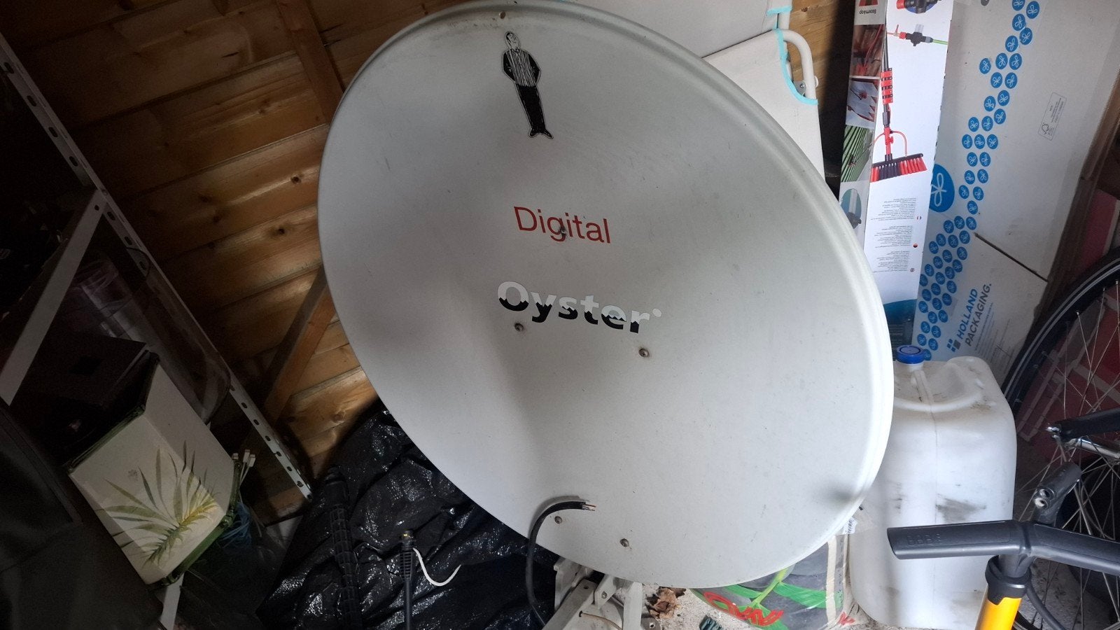 Oyster schotelantenne - Digital, Ophalen, Gebruikt, (Schotel)antenne, Overige merken