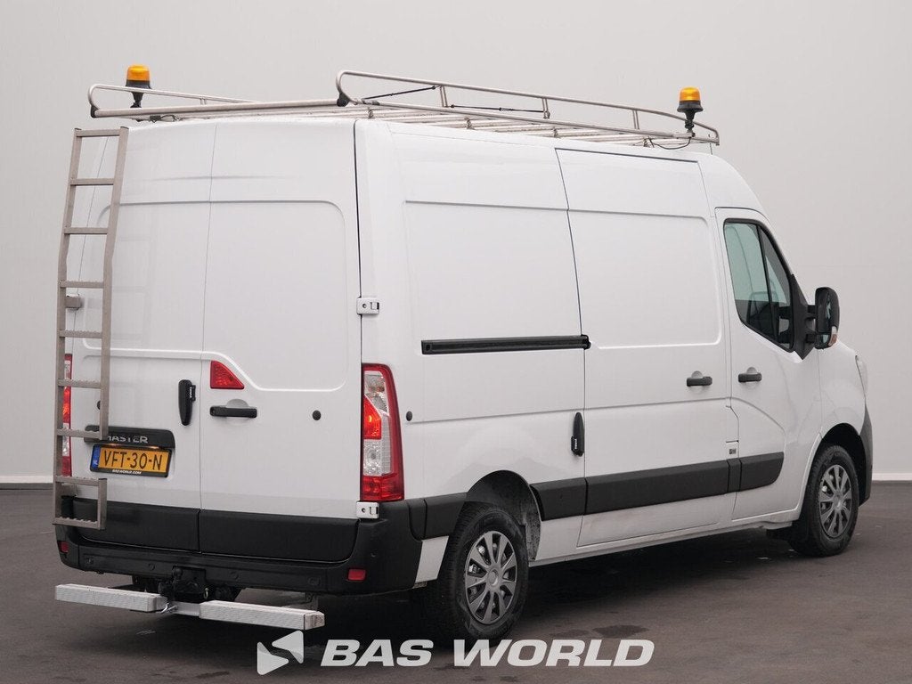 Renault Master L2H2 LED Trekhaak Airconditioning Cruise Came, 136 pk, Gebruikt, Euro 6, 4 cilinders