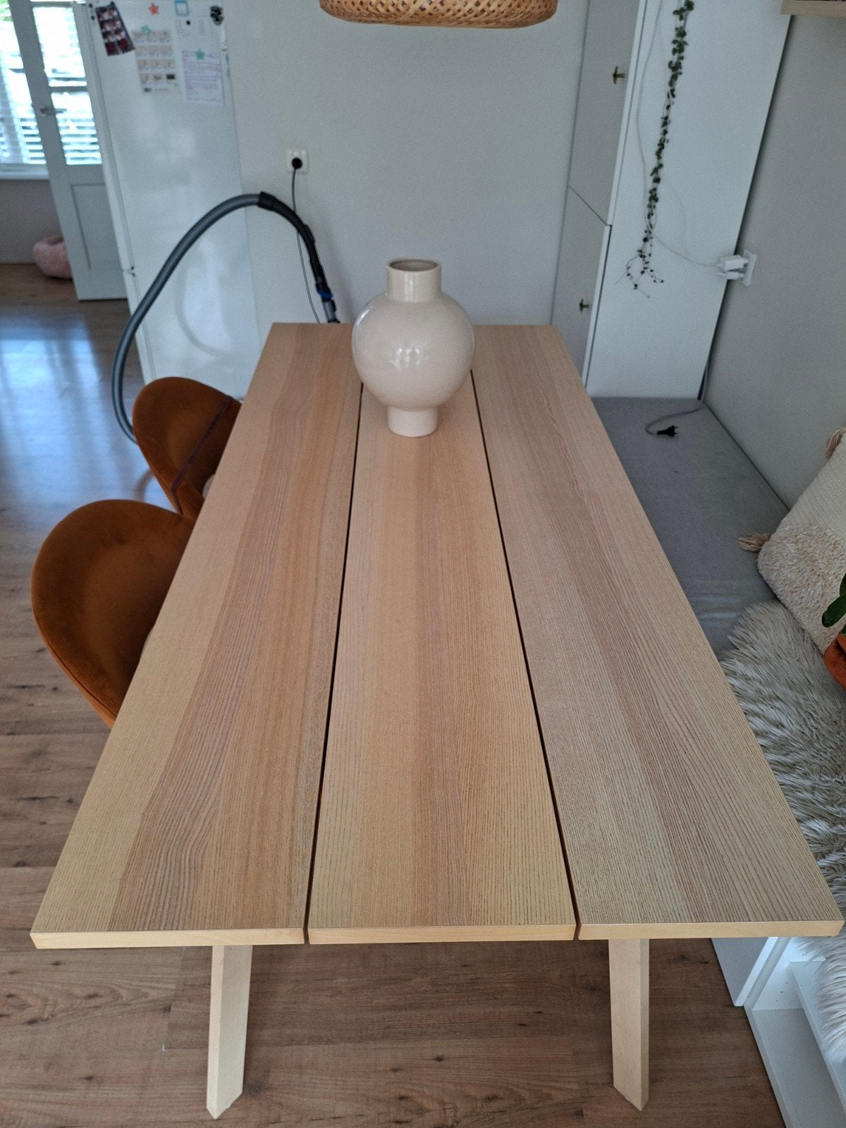 Ikea Ypperlig tafel, Ophalen, Zo goed als nieuw, 75 m² of meer, Tapijt