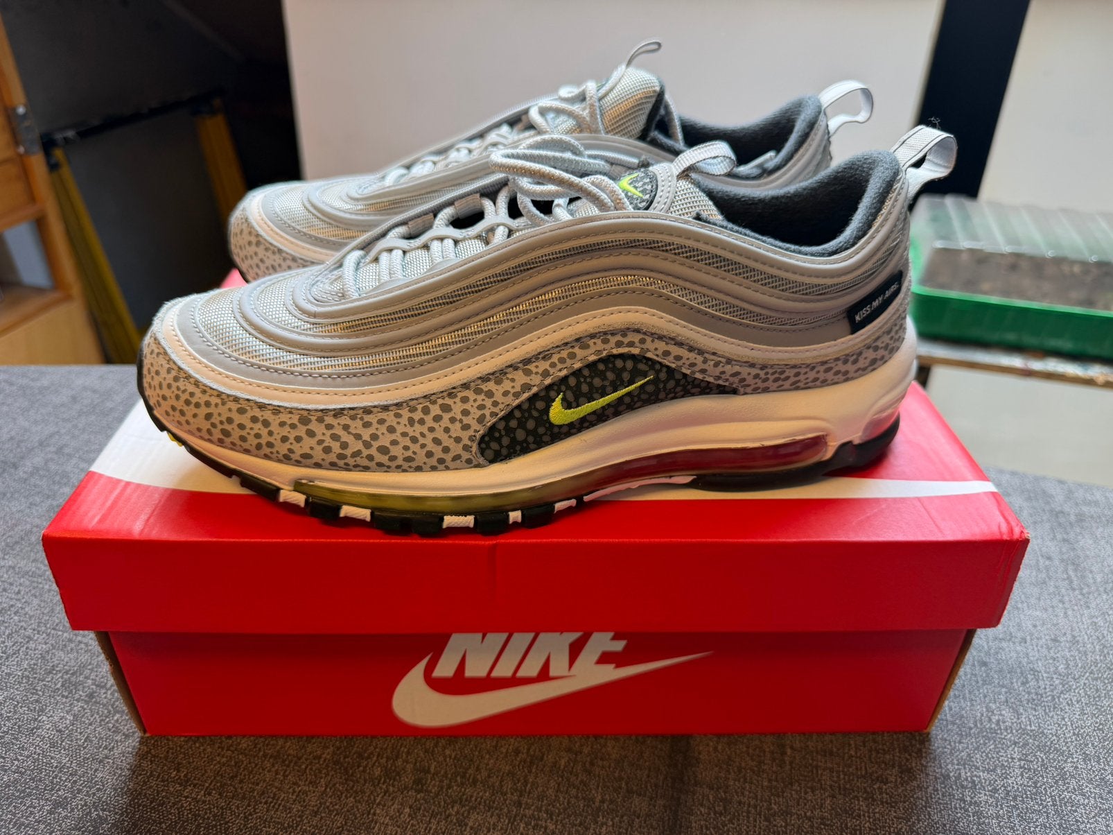 Nike air max 97 kiss my airs nieuw mt 44, Overige kleuren, Nieuw, Ophalen of Verzenden, Sneakers of Gympen