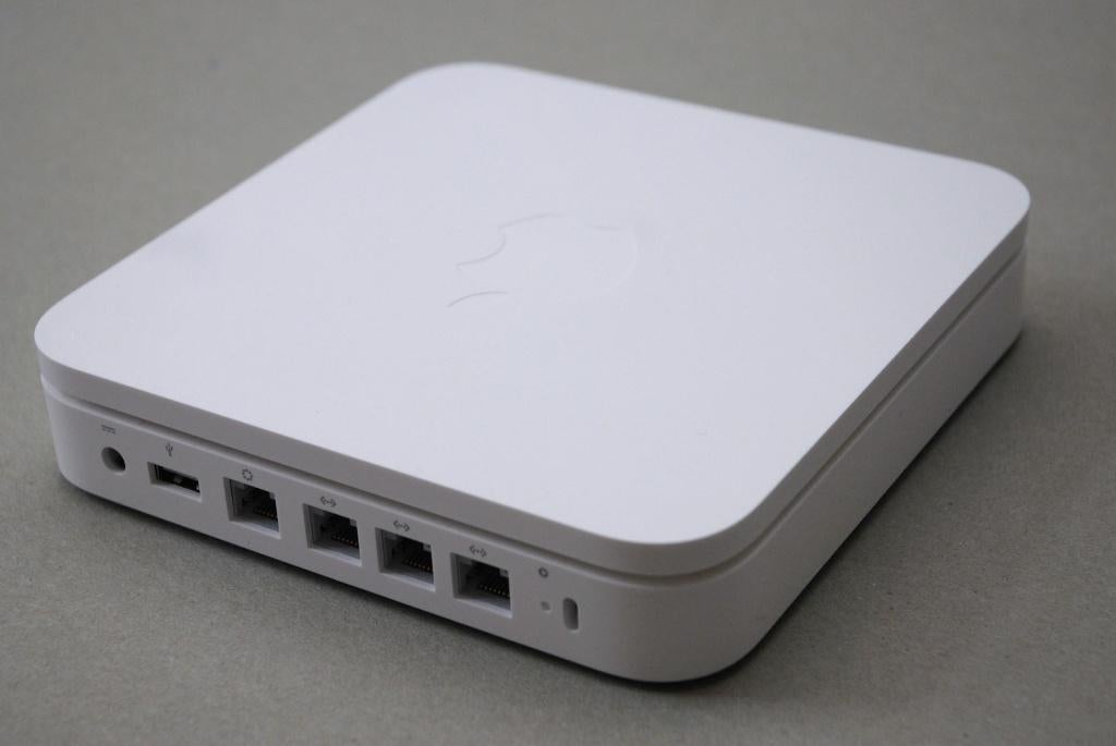 Apple Extreme, Ophalen of Verzenden, Zo goed als nieuw, Router, Apple