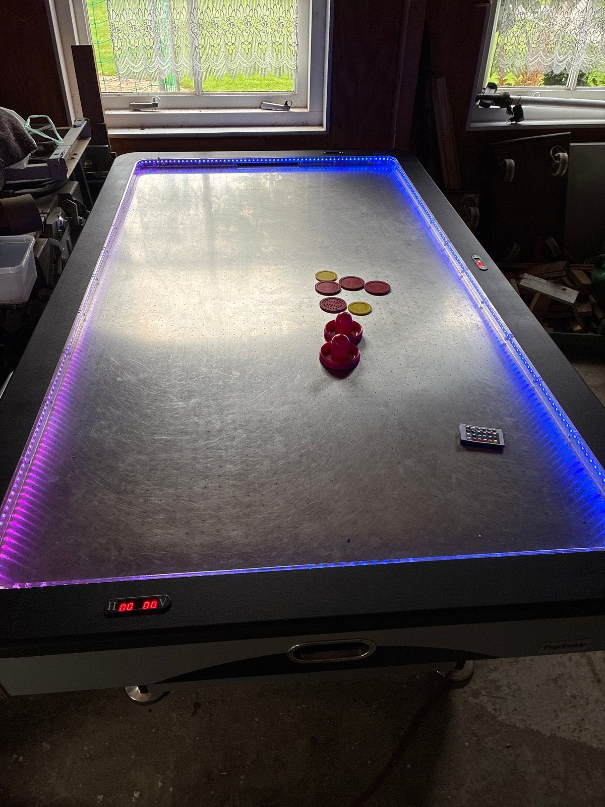 Airhockeytafel met LED-verlichting en scoreweergave, Een of twee spelers, Ophalen, Gebruikt