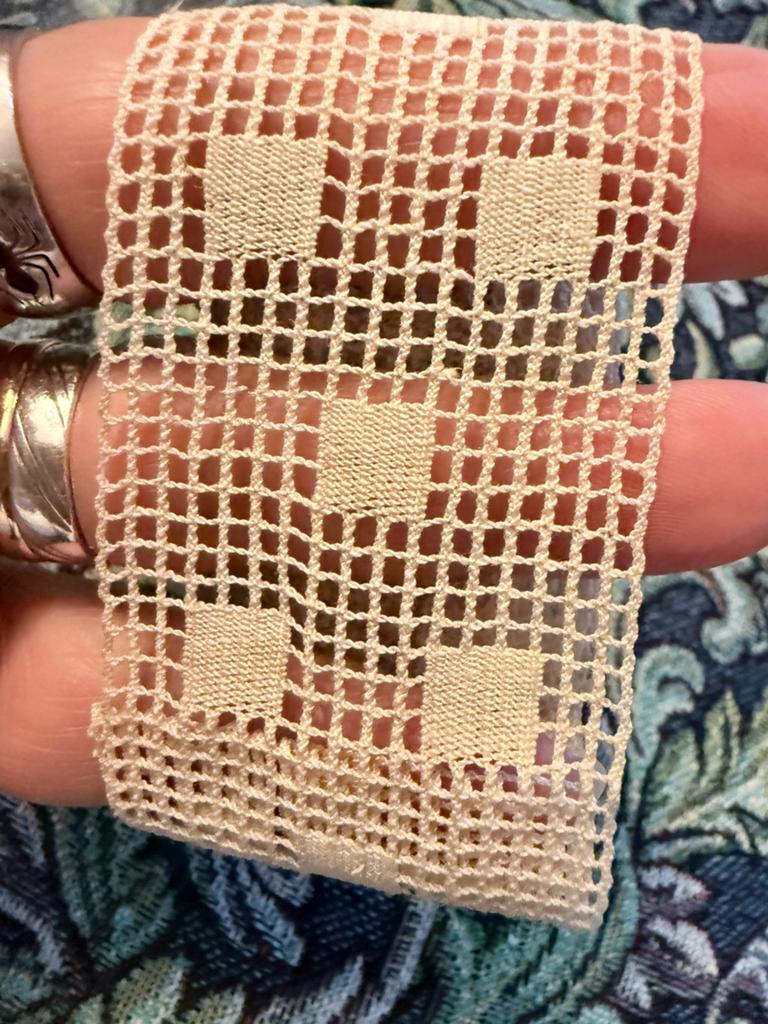Antiek kant 1,15 lang 4 cm breed beige nieuw oud, Ophalen of Verzenden, Nieuw, Kant