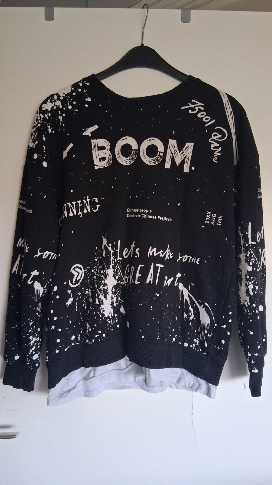 Zwarte sweater met print - Maat S, Ophalen of Verzenden, Zo goed als nieuw, Zwart