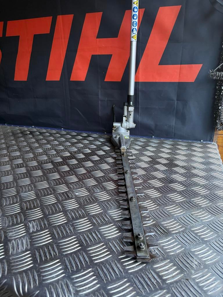 STIHL HL 100 heggenschaar voor combimotor, Tuin en Terras, Hand-tuingereedschap, Gebruikt, Ophalen of Verzenden