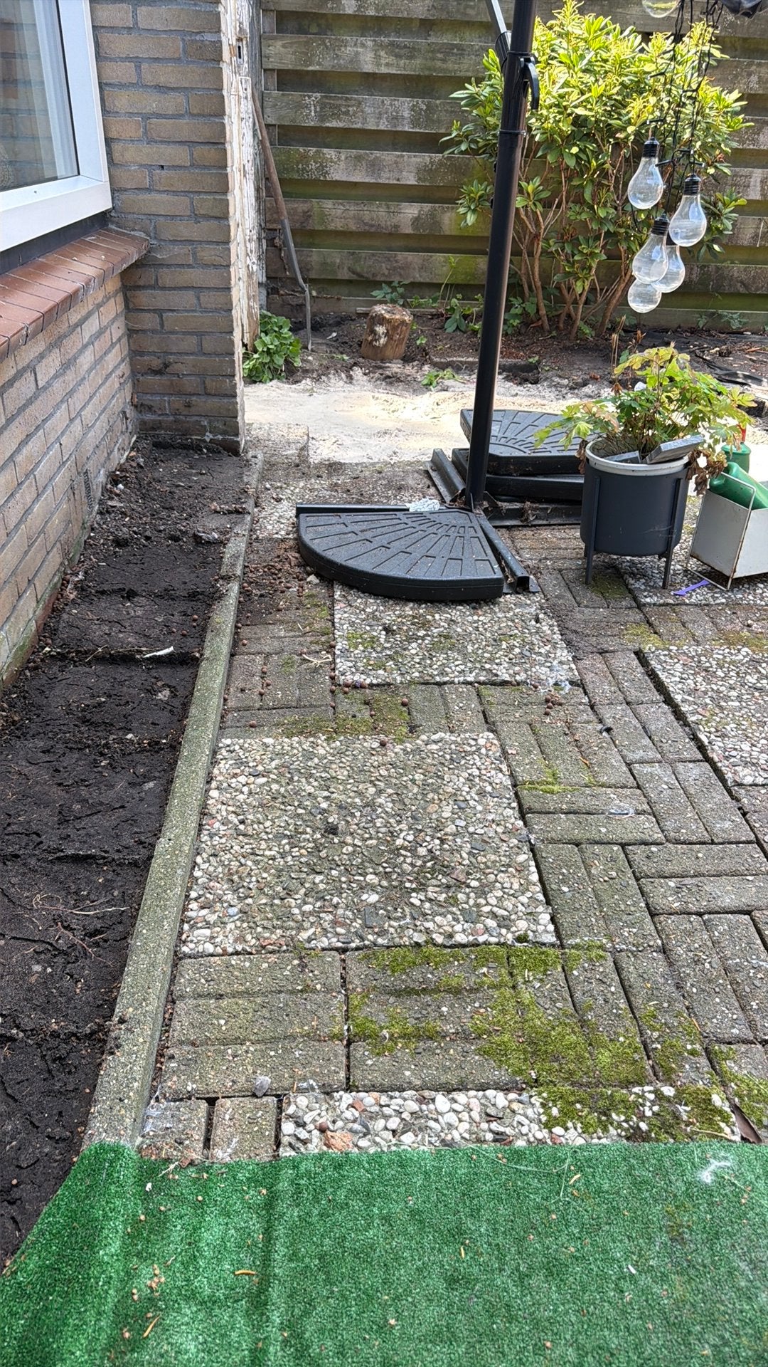 Gratis af te halen tegels, Tuin en Terras, Tegels en Klinkers, Ophalen of Verzenden, Zo goed als nieuw, Beton, Terrastegels