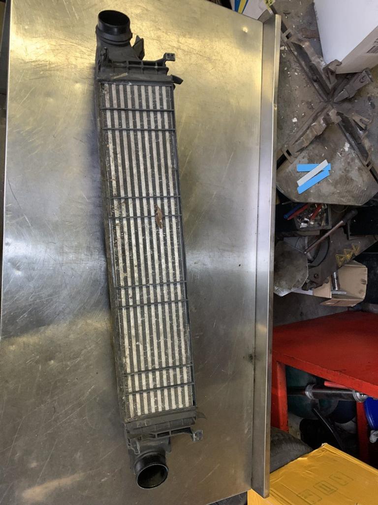 Mercedes-Benz S-Klasse W221 intercooler A2215005400, Gebruikt, -, Ophalen of Verzenden, -
