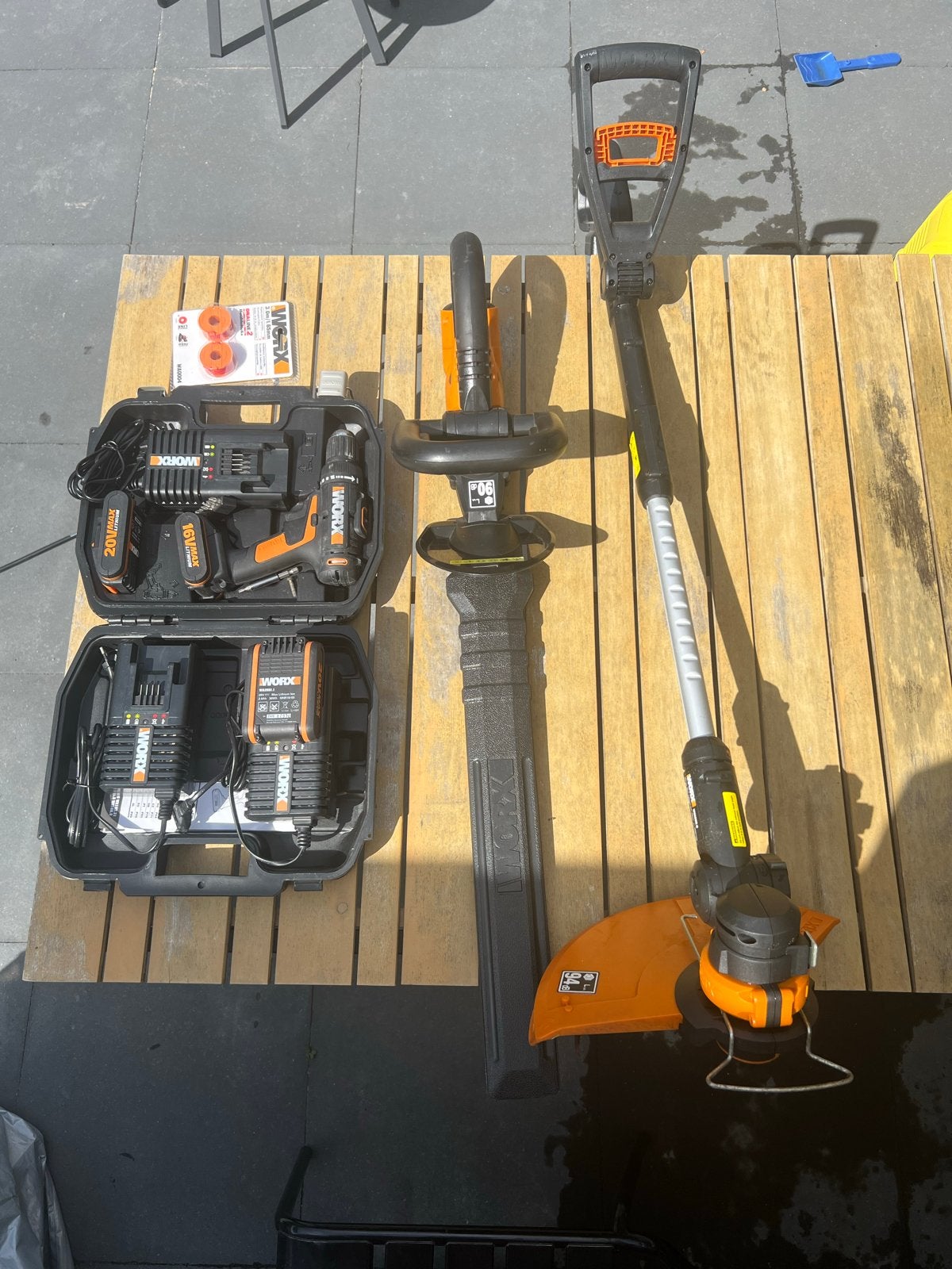 Worx Accu Boormachine, Heggenschaar en Grastrimmer Set, Ophalen, Gebruikt, Minder dan 400 watt, Boor- en Schroefmachine