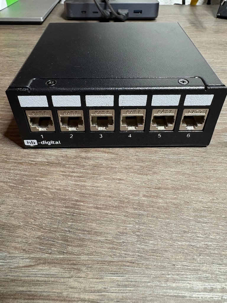 6 poorts patchpaneel, Ophalen of Verzenden, Gebruikt