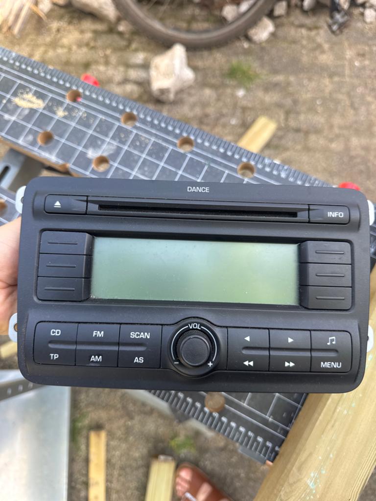 Skoda Dance 5J0035161A Autoradio - Made by TechniSat, Ophalen, Gebruikt