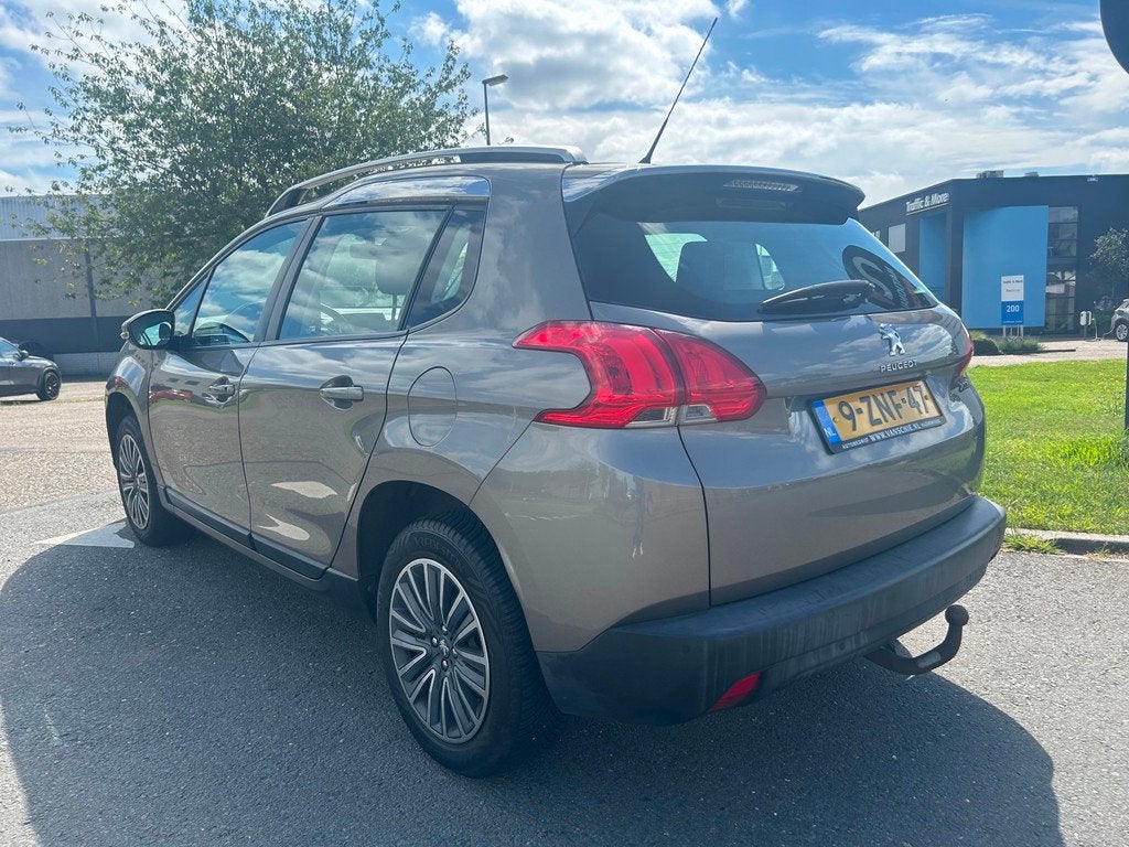Peugeot 2008 | 2014 |1.2 VTi Active Pack Premium | Top Auto, Auto's, Peugeot, Voorwielaandrijving, Euro 5, 1199 cc, 82 pk