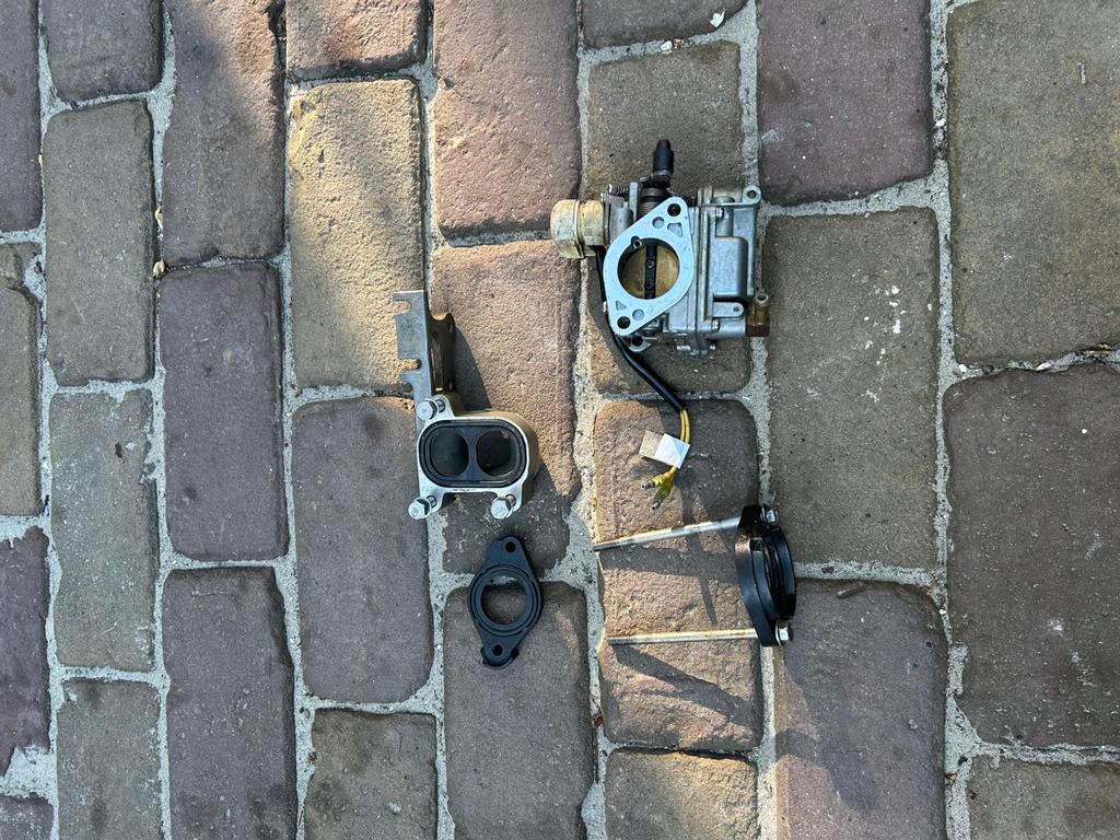 Carburateur yamaha/mercury/mariner/parsun/rohatsu 20/25 4tak, Ophalen of Verzenden