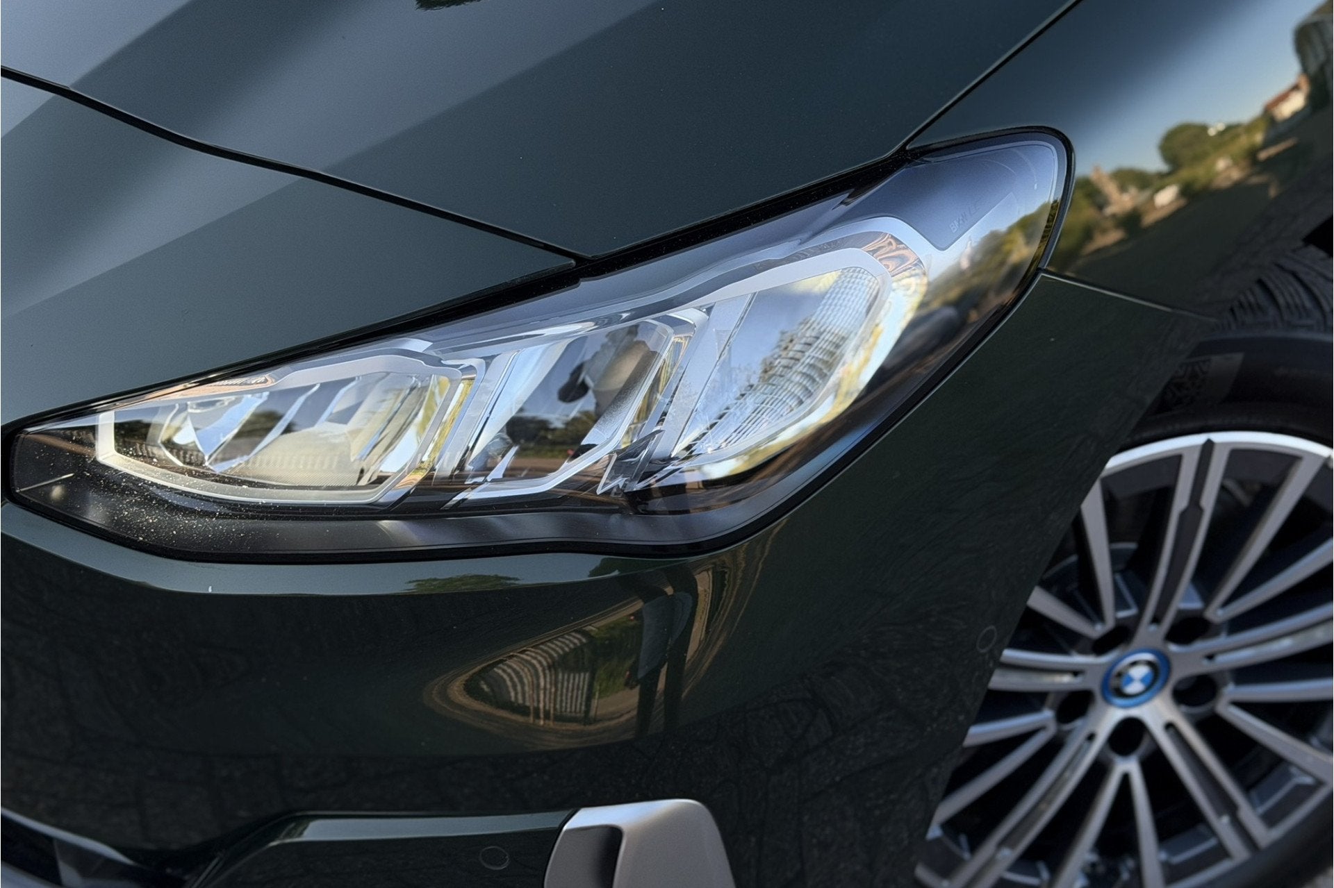 BMW 2 Serie Active Tourer 225e xDrive | Sportleder | M-Stuur, Auto's, BMW, Automaat, 1800 kg, Gebruikt, 167 km/l