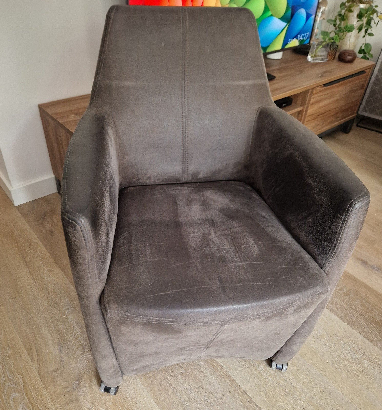 6 leren stoelen, donker grijs., Huis en Inrichting, Stoelen, Ophalen of Verzenden, Zo goed als nieuw, Leer, Met wieltjes