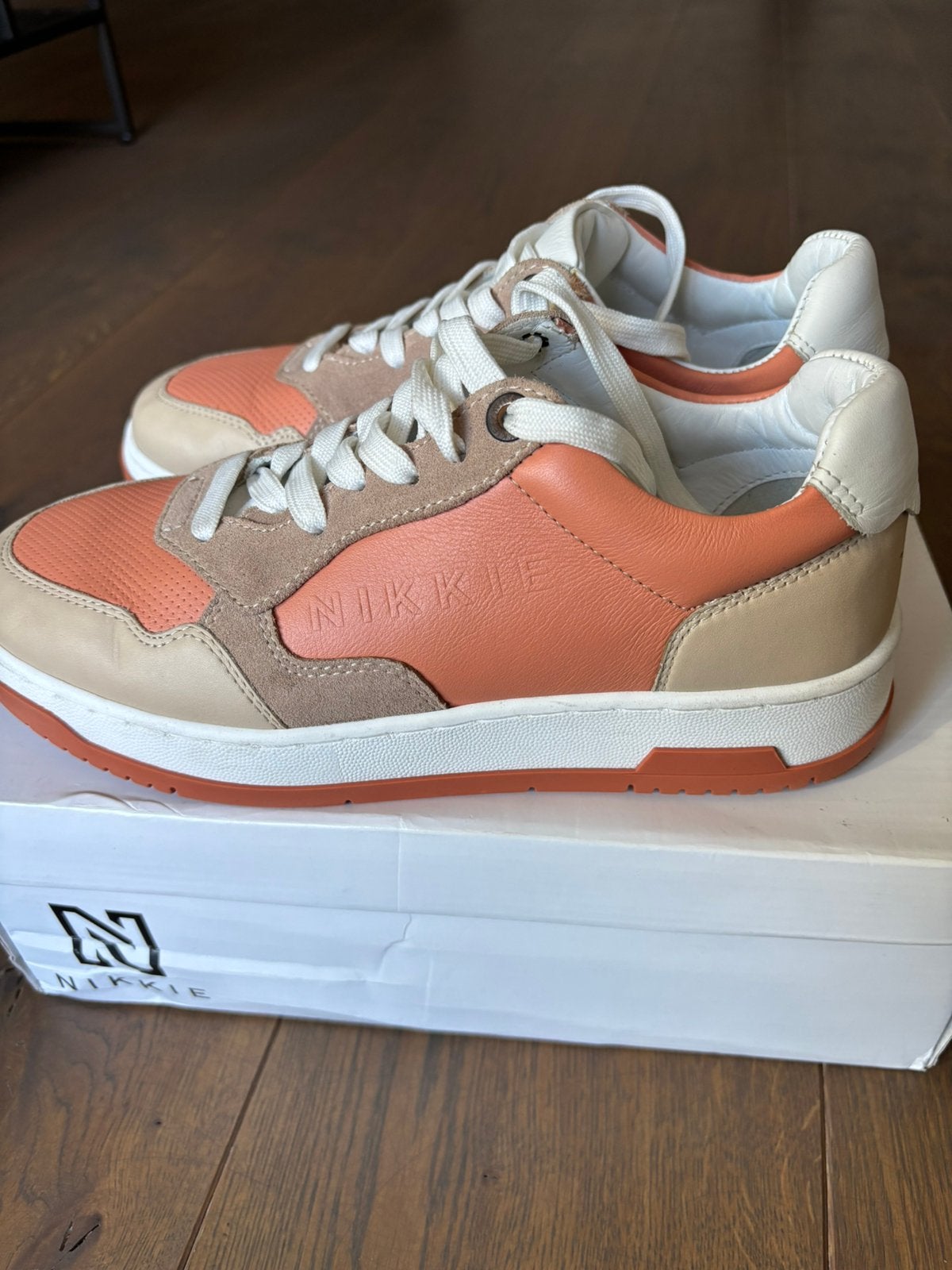 Nieuwe ds-schoen (sneakers), leer, mt 39, Nikkie (Plessen), Ophalen, Overige kleuren, Nieuw, Sneakers of Gympen