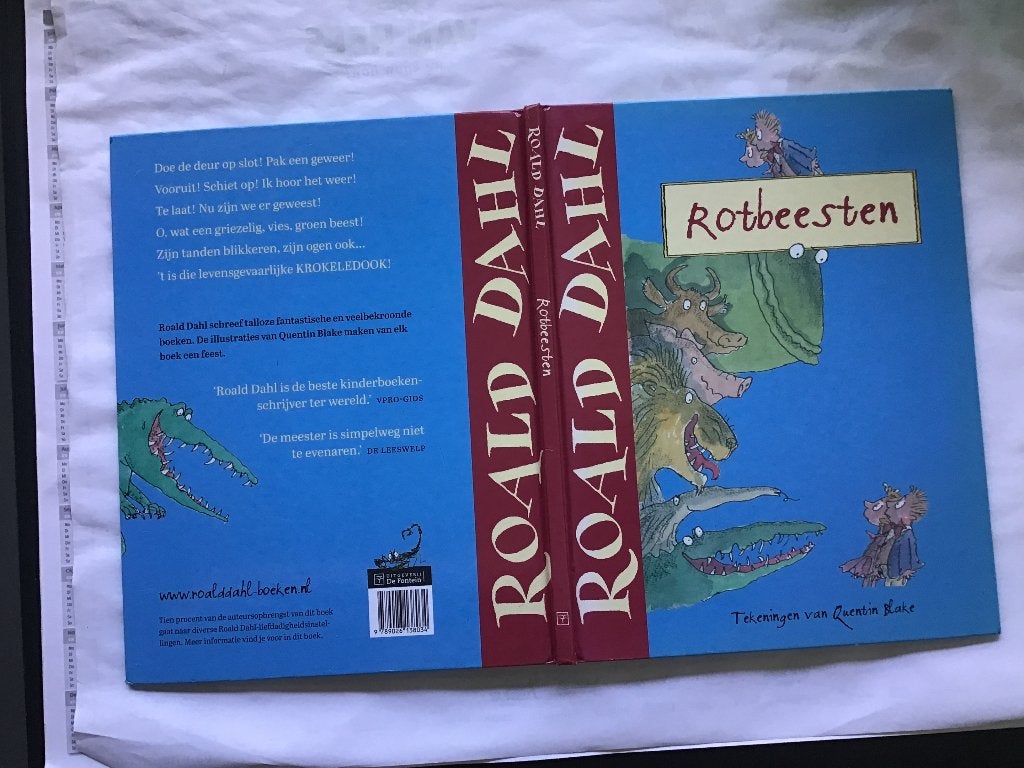 Rotbeesten door Roald Dahl, Boeken, Kinderboeken | Jeugd | onder 10 jaar, Ophalen of Verzenden, Gelezen, Fictie algemeen