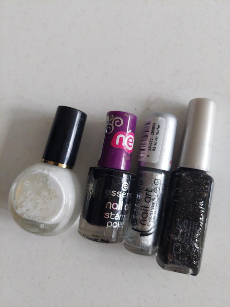 Nagellak nail art wit zwart zilver glitter 4x, Ophalen of Verzenden, Gebruikt, Zwart, Handen en Nagels