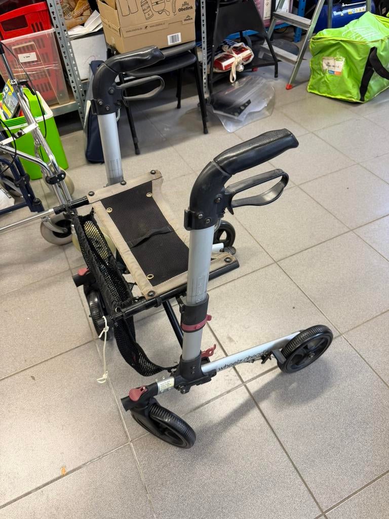 Meerdere rollators te koop. 4st in totaal, Diversen, Rollators, Ophalen, Opvouwbaar, Zo goed als nieuw