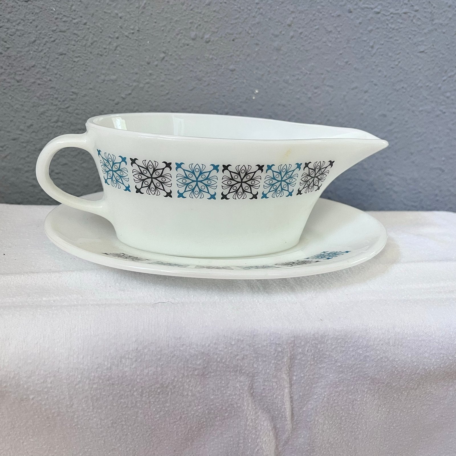 Vintage Acropal Sauskom met Schotel - Nieuwstaat, Kan, Keramiek, Vintage, Nieuw