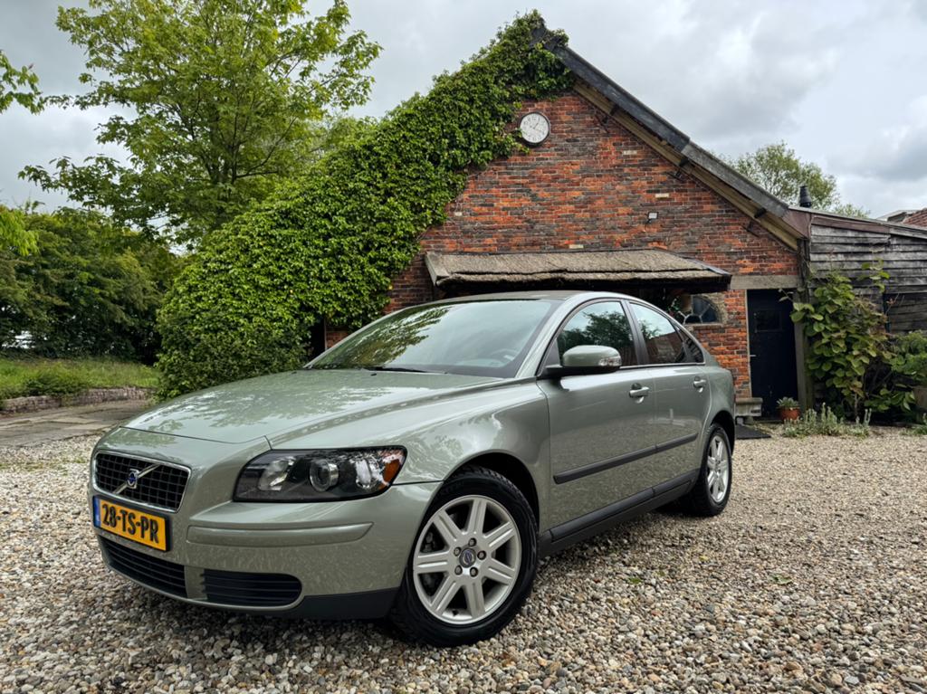 Volvo S40