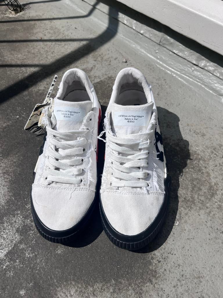 Off white sneakers, Ophalen of Verzenden, Zo goed als nieuw, Zwart
