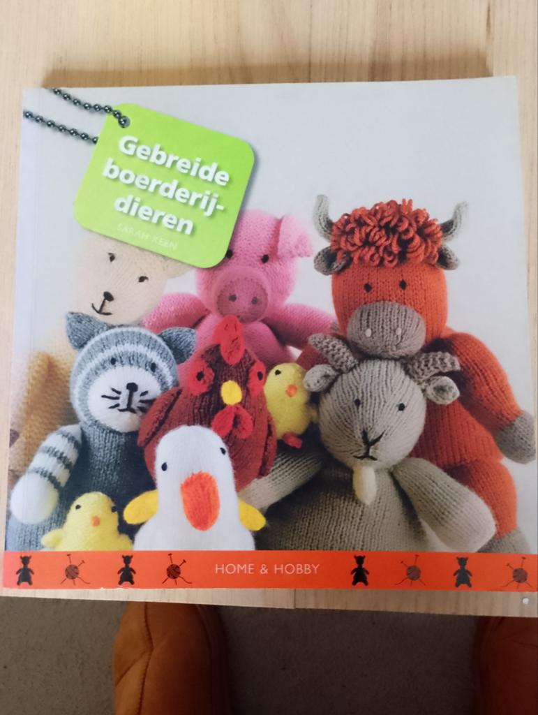Gebreide boerderijdieren - Breiboek voor beginners, Boeken, Ophalen of Verzenden