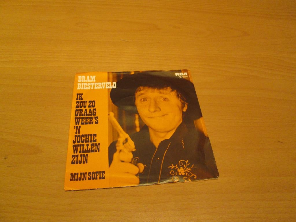 2 singles van Bram Biesterveld (ook per stuk te koop), Ophalen of Verzenden, Gebruikt, Pop