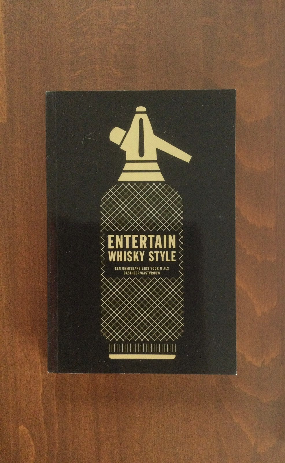 Entertain whiskey style, Ophalen of Verzenden, Zo goed als nieuw, Overige merken