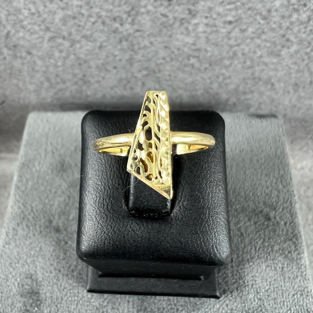 Gouden Ring | 14k | 1,19g | gladde ring 3hoek |16,25| 407991, Sieraden, Tassen en Uiterlijk, Ringen, Gebruikt, Ophalen of Verzenden