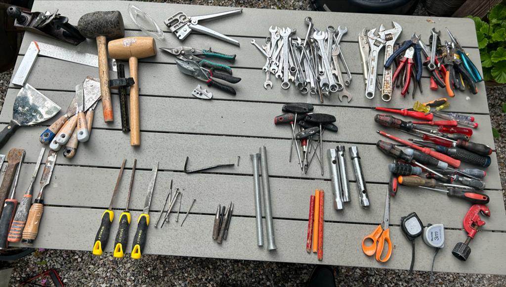 Gereedschap incl. gereedschapskoffer, Doe-het-zelf en Verbouw, Gereedschap | Handgereedschap, Ophalen, Gebruikt