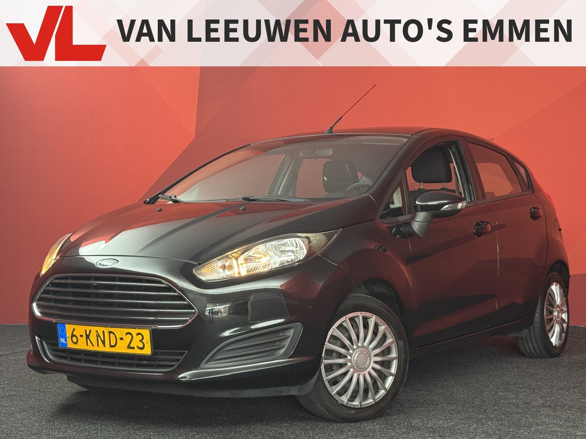 Ford Fiesta 1.0 Champion | APK 21-06-2027 | Airco | Trekhaak, Auto's, Voorwielaandrijving, Euro 5, Stof, Zwart