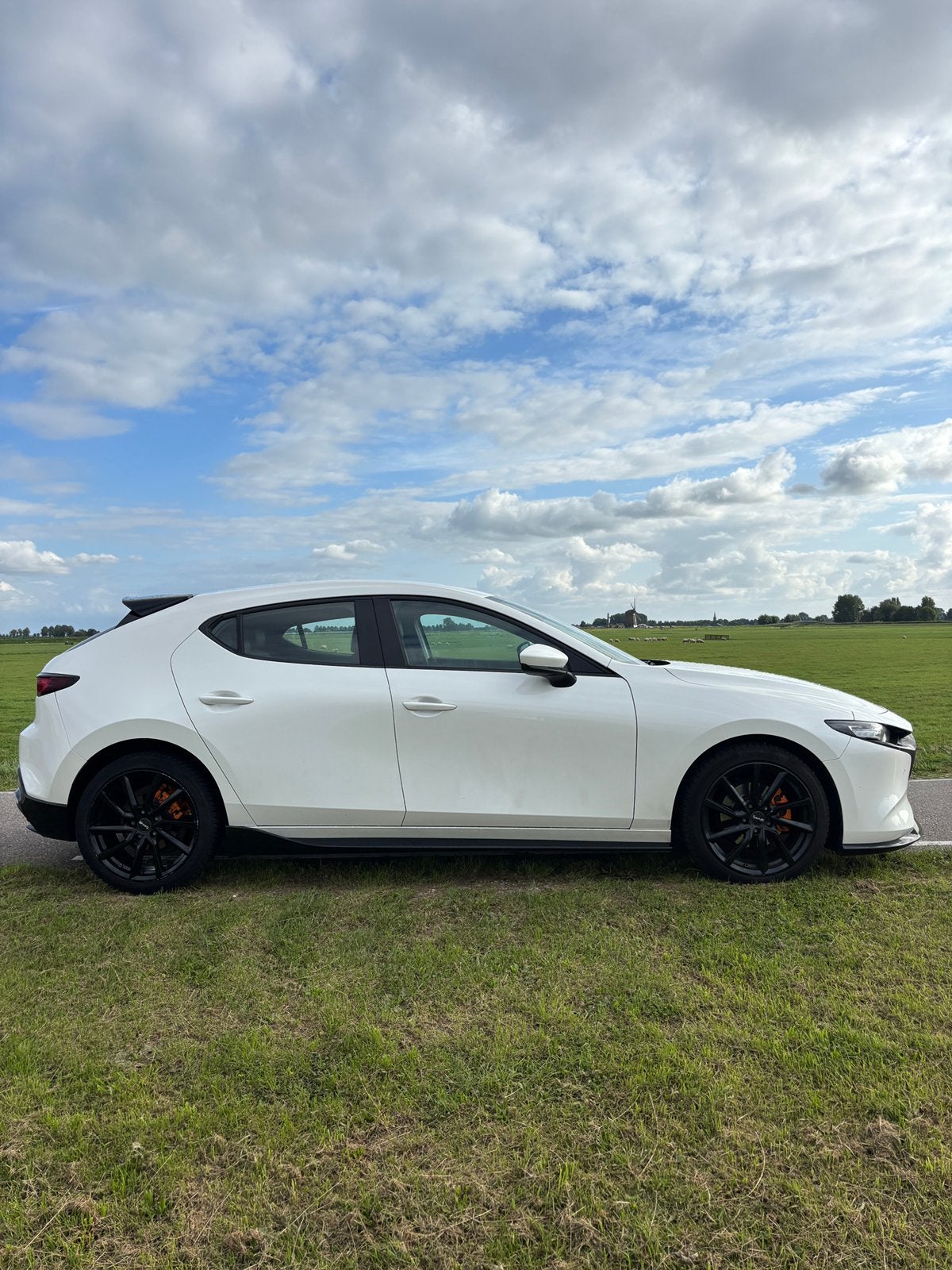 Mazda 3 Skyactiv-x 180pk 2019 Wit - NL auto, 1998 cc, Zwart, 4 cilinders, 179 pk