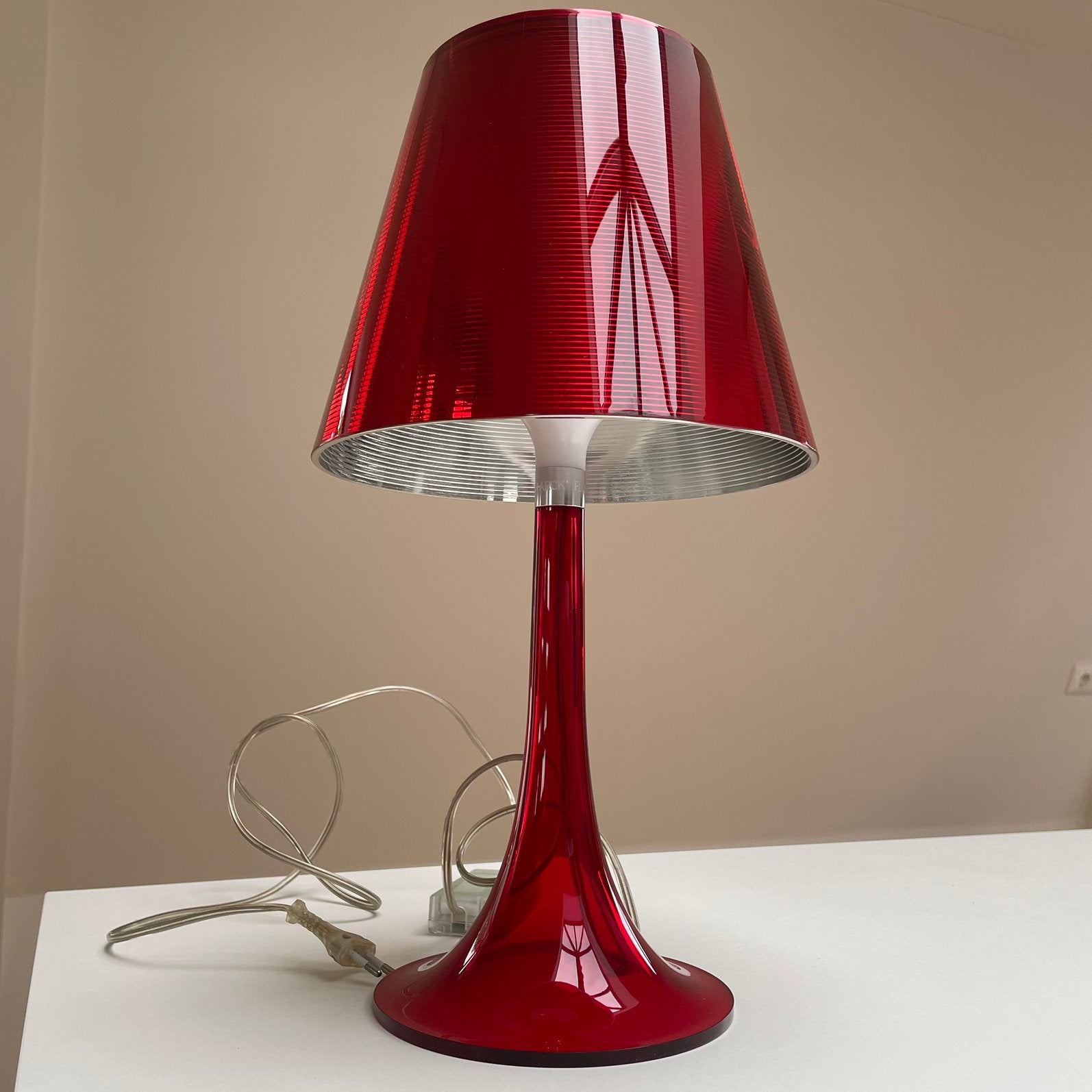 Philippe Starck tafellamp Flos Miss K, Huis en Inrichting, Lampen | Tafellampen, Ophalen, Dimbaar, Kunststof, Gebruikt