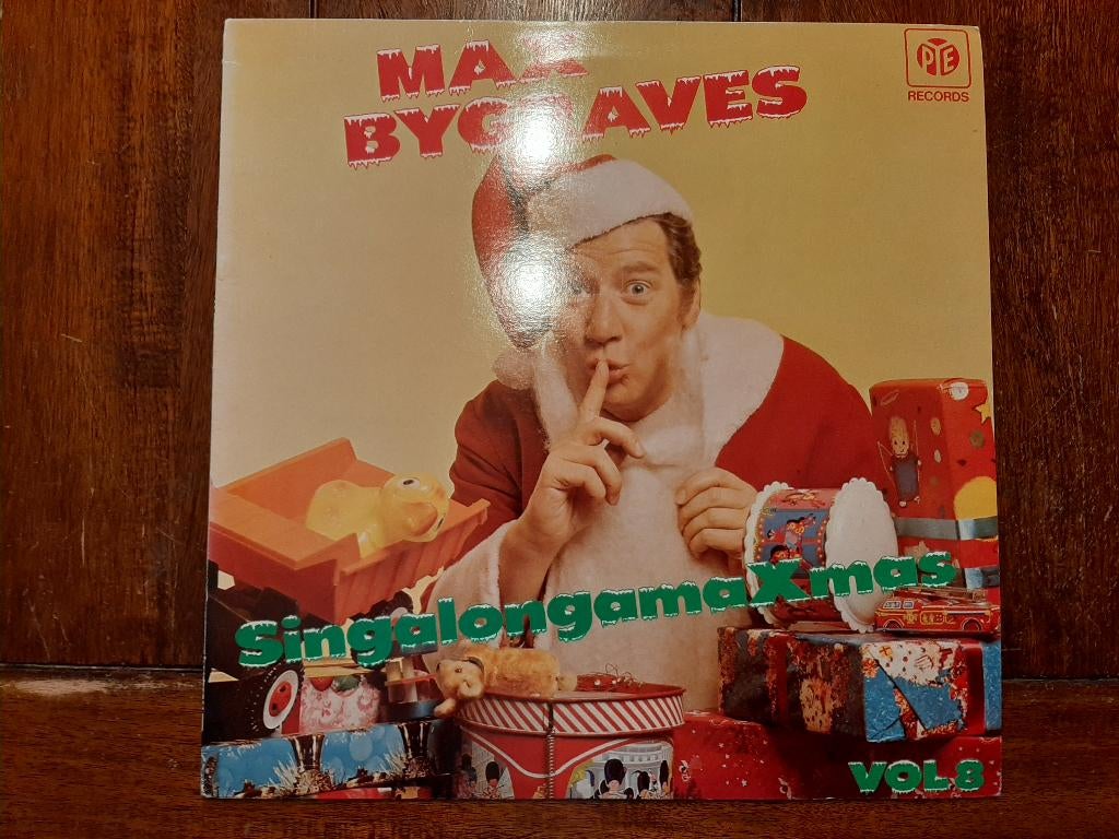 LP Max Bygraves / Singalongamaxmas (1974), Gebruikt, Ophalen of Verzenden, 1970 - 1979, 12 inch