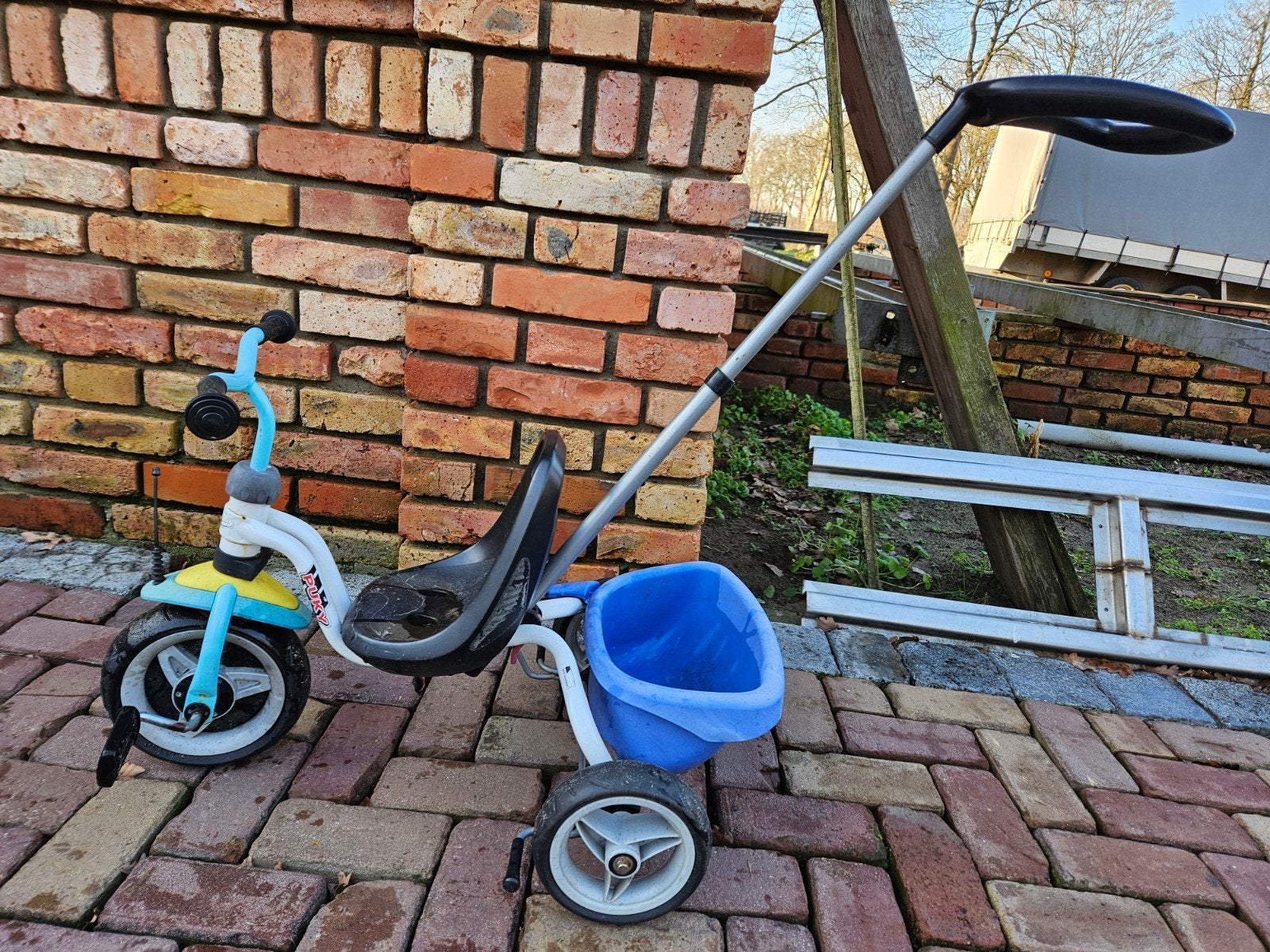 Puky driewieler met duwstang en kiepbakje, Ophalen, Gebruikt, Overige typen