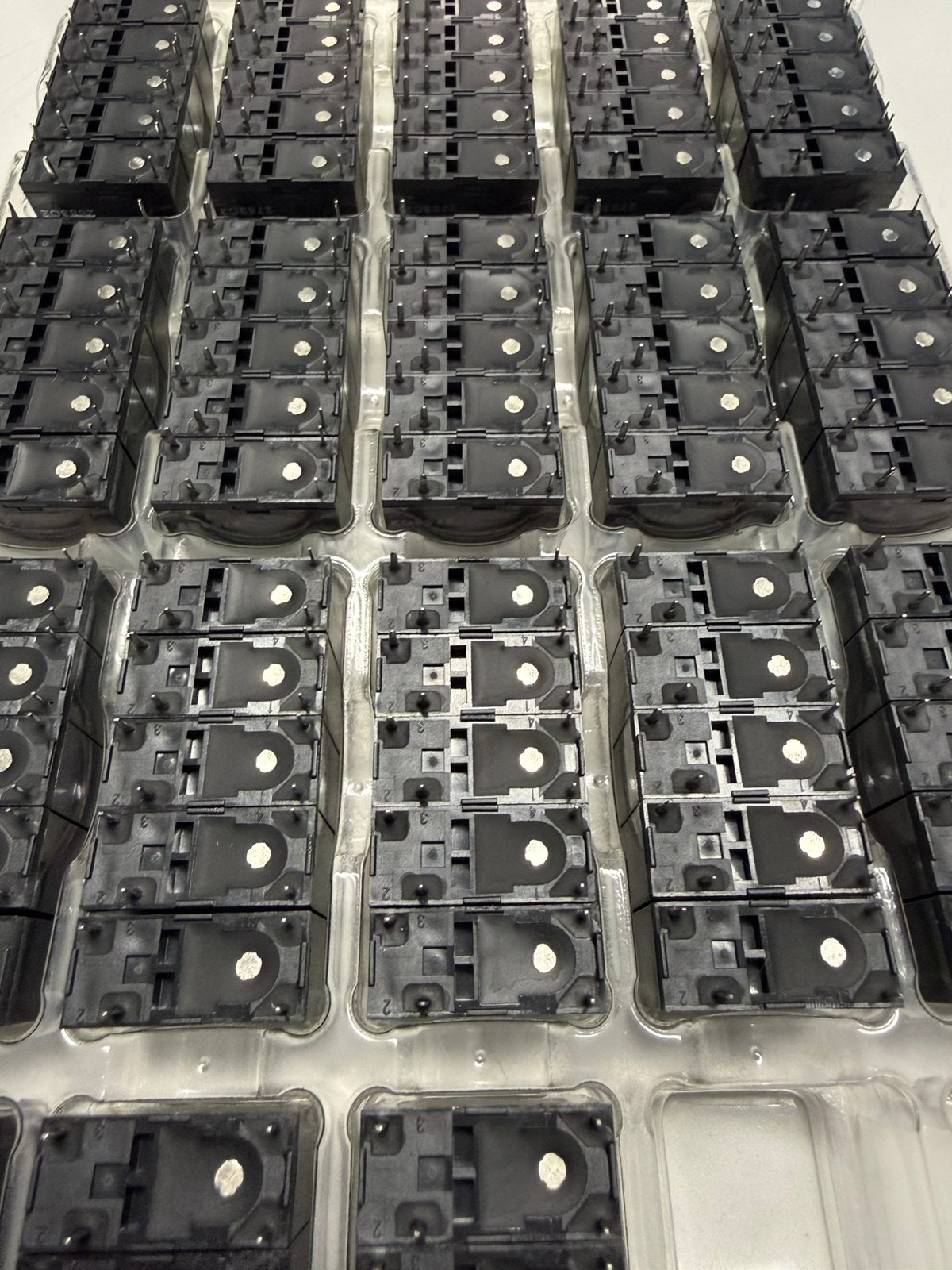 90x omron G5PA-1 relais 24 volt dc enkelpolig, Ophalen of Verzenden, Nieuw