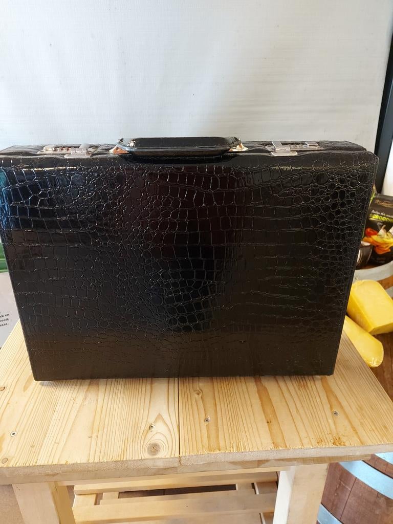 Mooie koffer met code, Ophalen