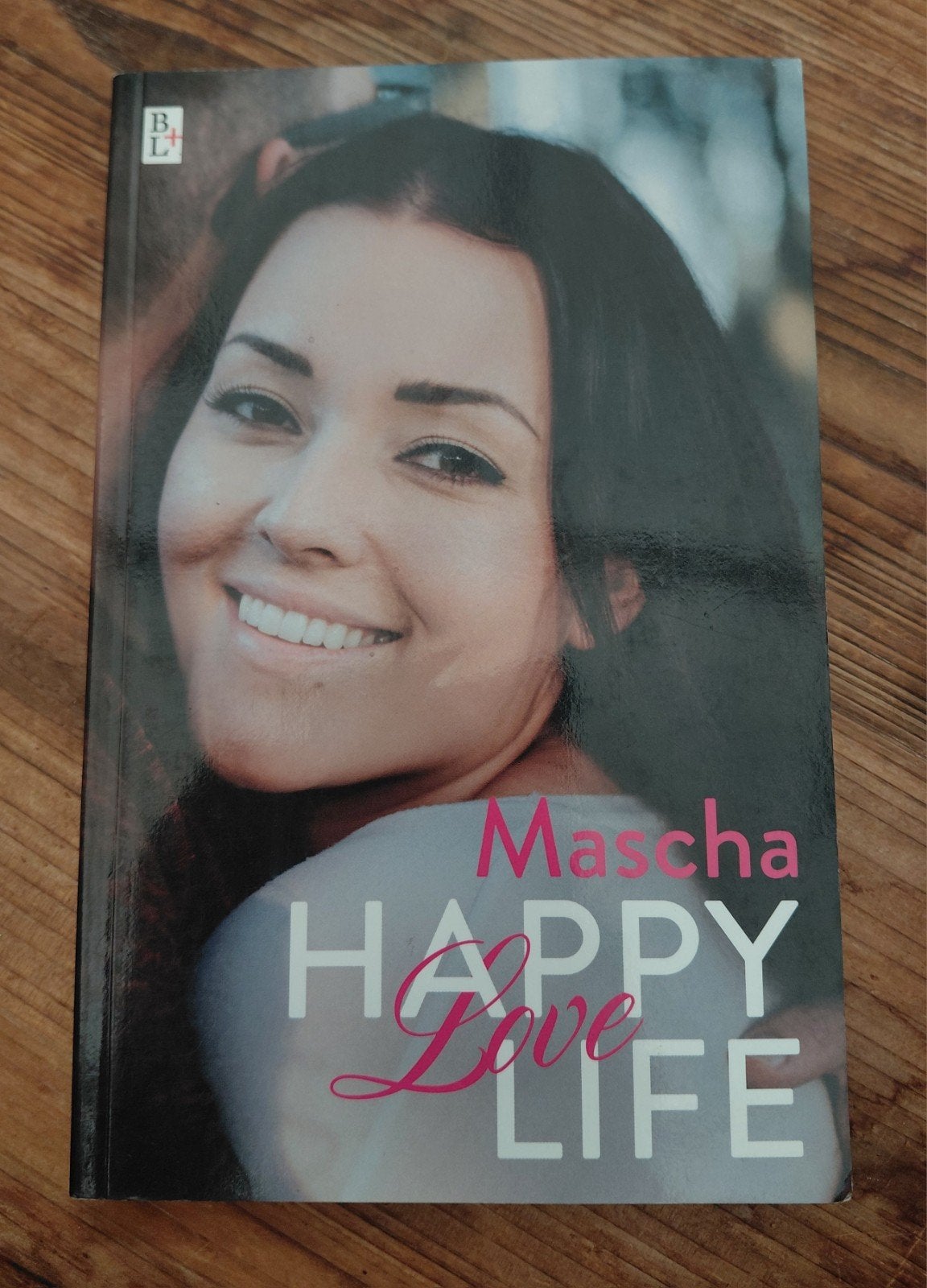 Mascha - Happy love life, Boeken, Ophalen of Verzenden, Zo goed als nieuw, Mascha