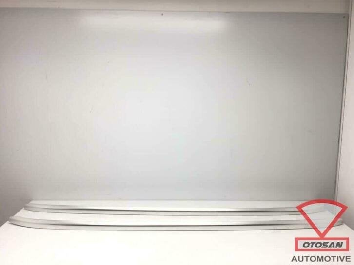 vw touareg 2017 dakrails chroom set l+r 760860034 760860033, Gebruikt, Volkswagen, Volkswagen AG, Berliner Ring 2
38440  Wolfsburg, DE