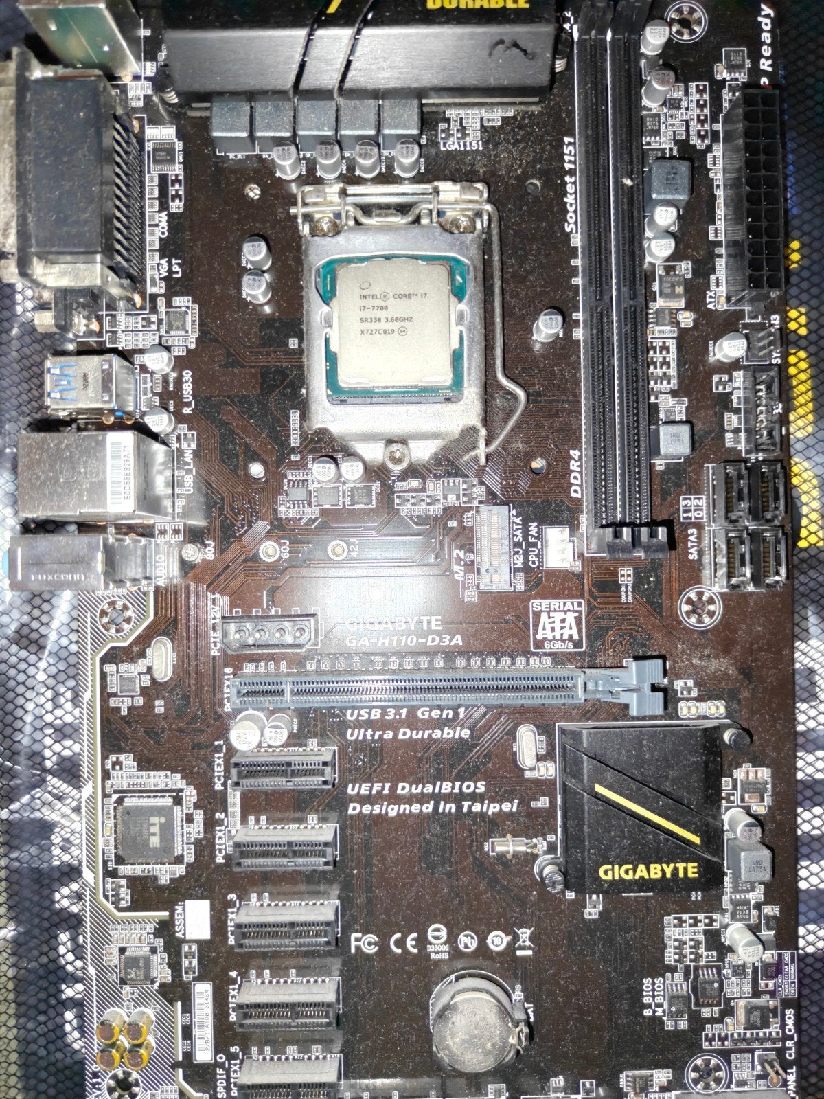 Moederbord Gigabyte GA-H110-D3A, Computers en Software, Ophalen of Verzenden, Gebruikt, Intel, DDR4