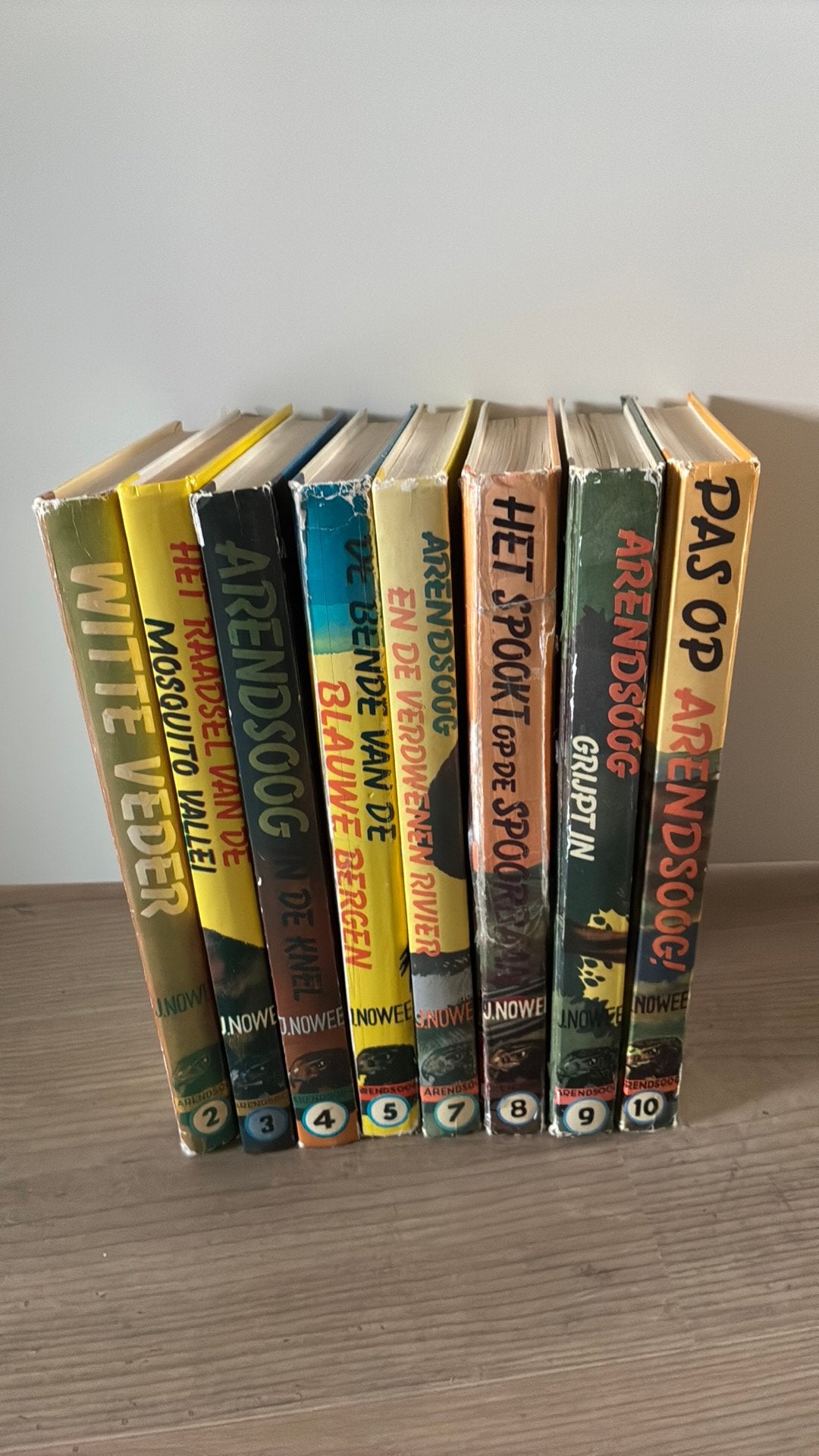 Arendsoog deel 2,3,4,5,7,8,9 en 10, Ophalen of Verzenden, Gelezen