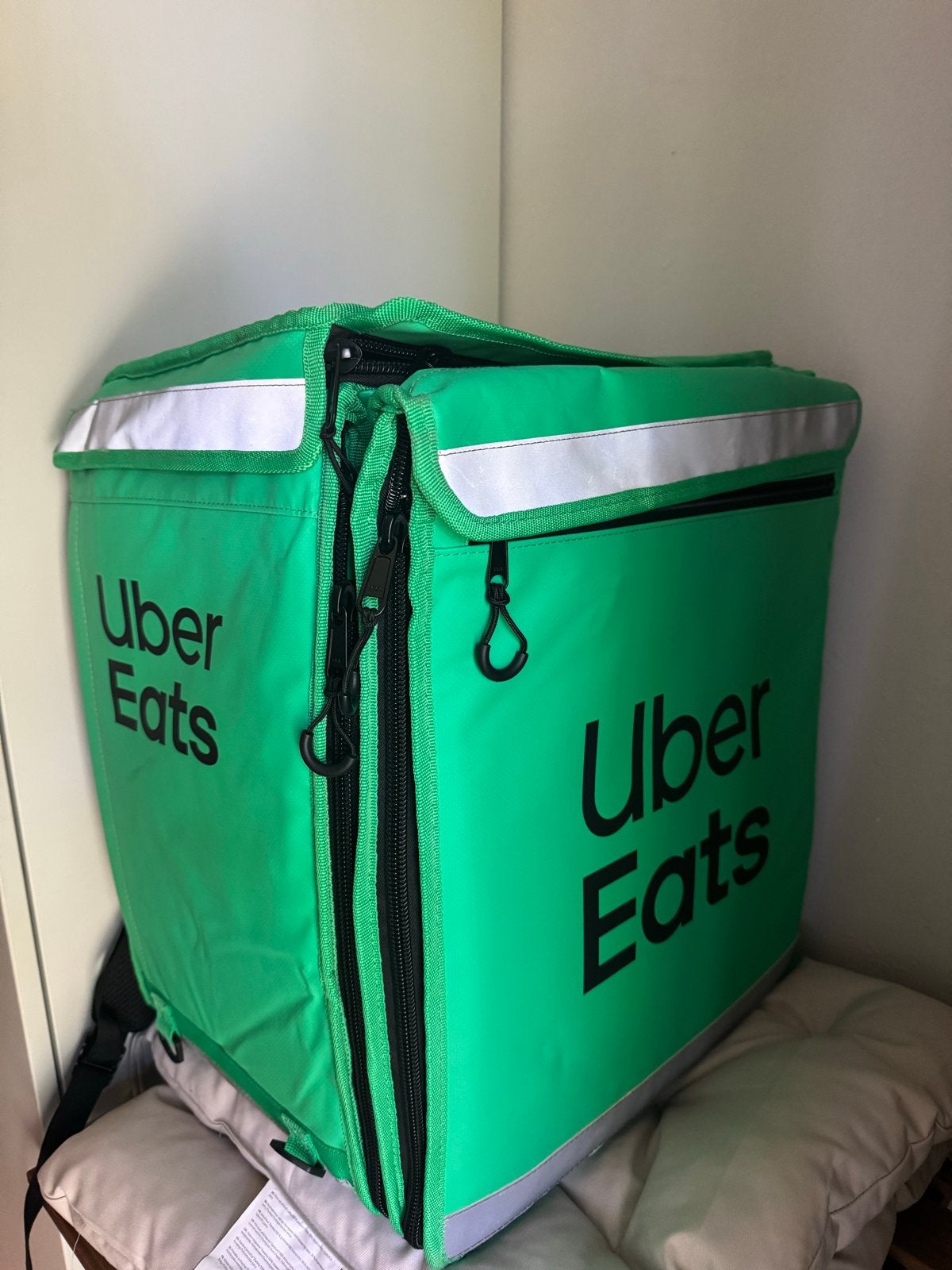 Uber Eats bezorgrugzak - Zo goed als nieuw, 25 tot 40 cm, Ophalen of Verzenden, Zo goed als nieuw, Waterdicht