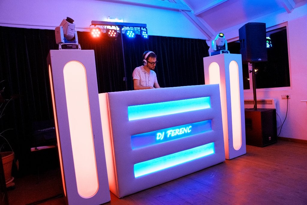 Allround DJ huren | Bruiloft, feest & bedrijfsevent, Dj