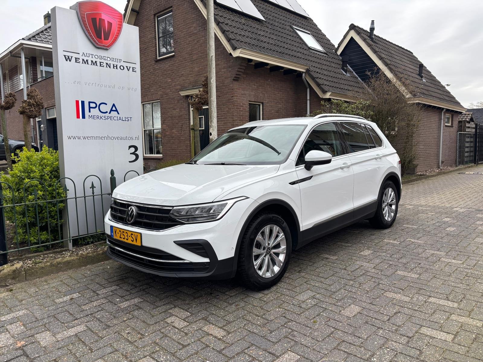 Volkswagen Tiguan 1.5 TSI Life Business Nieuw type/Camera/Ai, Auto's, Voorwielaandrijving, 12 maanden, Stof, Euro 6